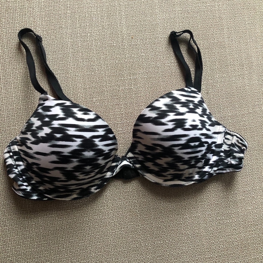 VS Pink Black and White Lightly Lined Bra, Size 34B